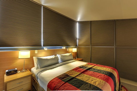 The Henry Jones Art Hotel - Food Delivery Shop 29