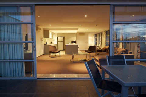 Zero Davey Boutique Apartment Hotel - Food Delivery Shop 10