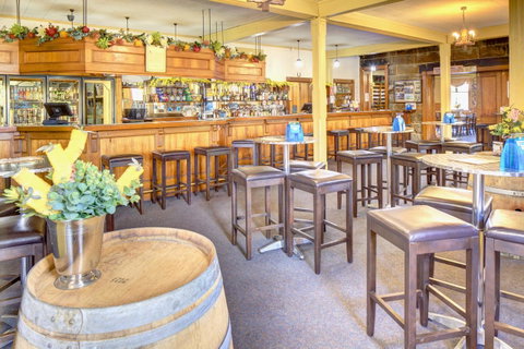 The Richmond Arms Hotel - Food Delivery Shop 12