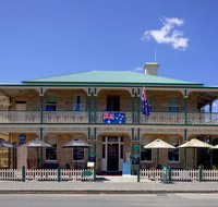 The Richmond Arms Hotel - Food Delivery Shop