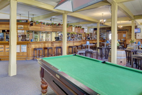The Richmond Arms Hotel - Food Delivery Shop 13