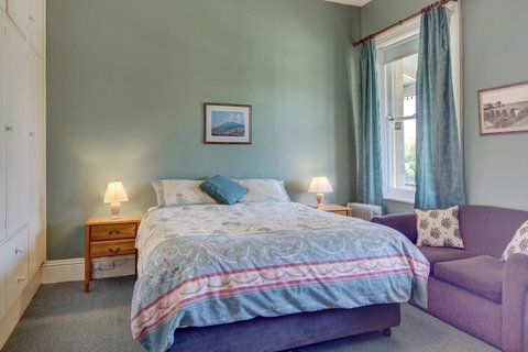 The Richmond Arms Hotel - Food Delivery Shop 22