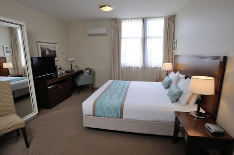 Launceston Central Apartment Hotel Official - Food Delivery Shop 28