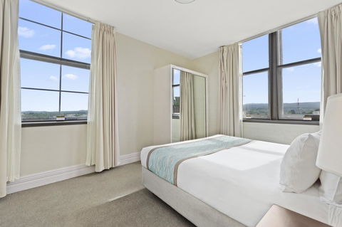Launceston Central Apartment Hotel Official - Food Delivery Shop 12