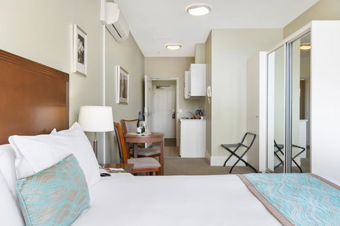 Launceston Central Apartment Hotel Official - Food Delivery Shop 2