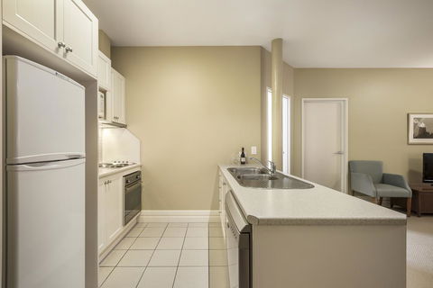 Launceston Central Apartment Hotel Official - Food Delivery Shop 19