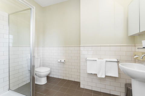 Launceston Central Apartment Hotel Official - Food Delivery Shop 1