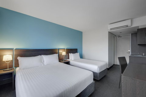 Travelodge Hotel Hobart - Food Delivery Shop 9