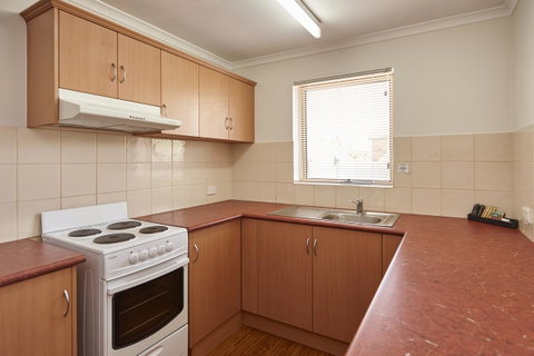 Elphin Serviced Apartments - Food Delivery Shop 26