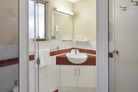 Elphin Serviced Apartments - Food Delivery Shop 6