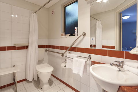 Elphin Serviced Apartments - Food Delivery Shop 32