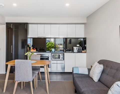 110 Hampden Apartments - Food Delivery Shop 14