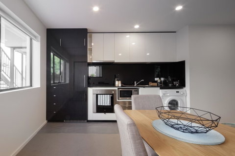 110 Hampden Apartments - Food Delivery Shop 15
