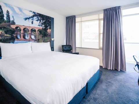 Mercure Launceston - Food Delivery Shop 24