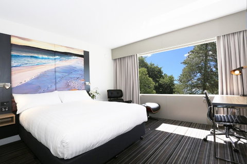 Mercure Launceston - Food Delivery Shop 10