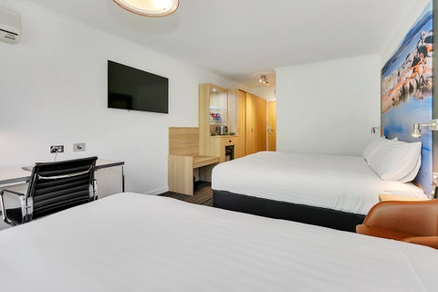 Mercure Launceston - Food Delivery Shop 1