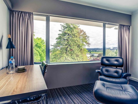 Mercure Launceston - Food Delivery Shop 28