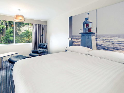 Mercure Launceston - Food Delivery Shop 23