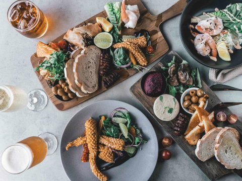 Mercure Launceston - Food Delivery Shop 22