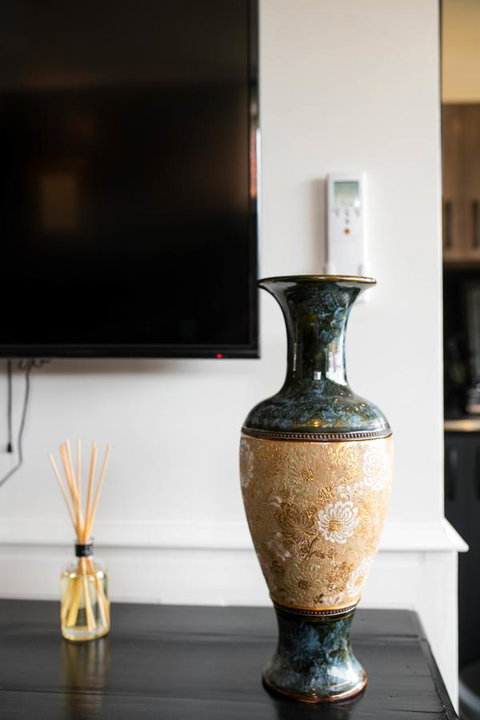 Battery Point Boutique Accommodation - Food Delivery Shop 22