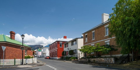 Battery Point Boutique Accommodation - Food Delivery Shop 28