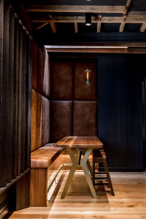 105 Mac Unique Apartments - Food Delivery Shop 13