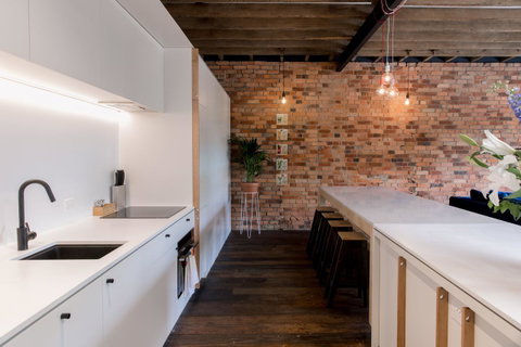105 Mac Unique Apartments - Food Delivery Shop 20