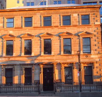 105 Mac Unique Apartments - Food Delivery Shop