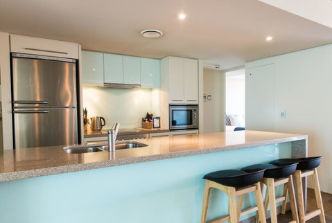 Sullivans Cove Apartments - Food Delivery Shop 4
