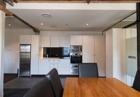 Sullivans Cove Apartments - Food Delivery Shop 28