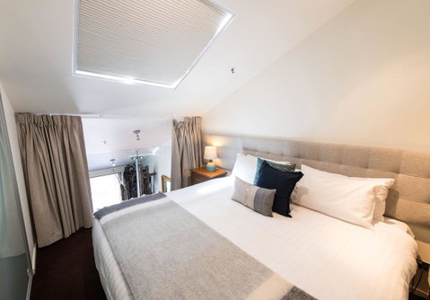Sullivans Cove Apartments - Food Delivery Shop 12