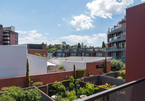Sullivans Cove Apartments - Food Delivery Shop 41