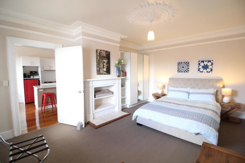 Trinity Hill Apartments - Food Delivery Shop 21