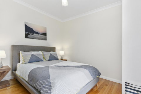 Trinity Hill Apartments - Food Delivery Shop 5