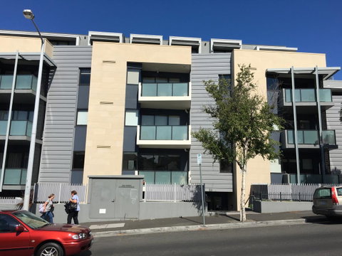 Hobart Inner City Apartment - Food Delivery Shop 0