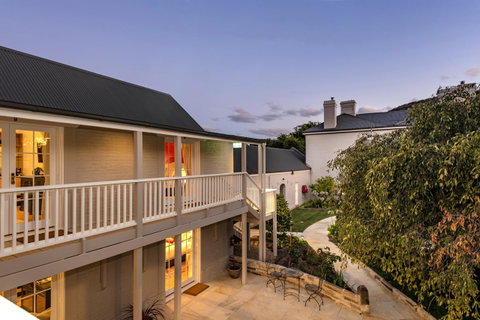 Prospect Country House & Restaurant - Food Delivery Shop 28
