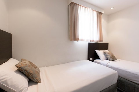 St Ives Apartments - Food Delivery Shop 29