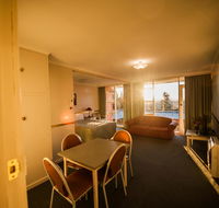 Parklane Motel - Food Delivery Shop