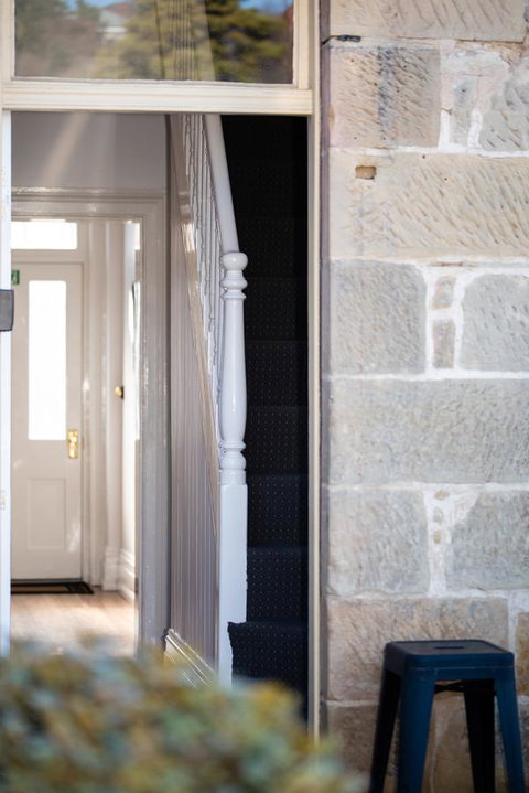 Sanctum Boutique Apartments - Food Delivery Shop 15