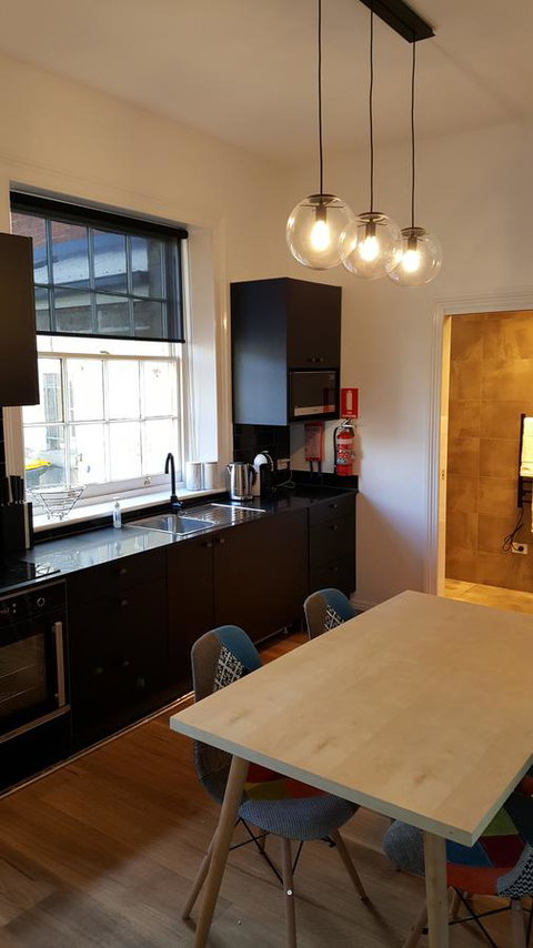 Sanctum Boutique Apartments - Food Delivery Shop 24