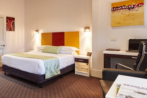 Auldington Hotel - Food Delivery Shop 13