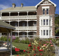 Auldington Hotel - Food Delivery Shop