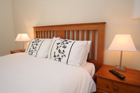 Richmond Coachmans Rest - Food Delivery Shop 12