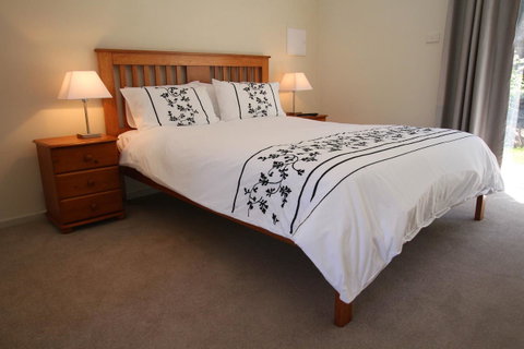 Richmond Coachmans Rest - Food Delivery Shop 7