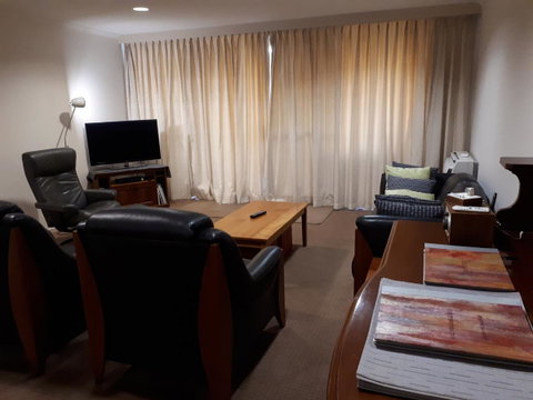 Jenatt Apartments Salamanca - Food Delivery Shop 10