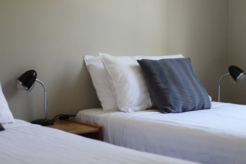Jenatt Apartments Salamanca - Food Delivery Shop 37
