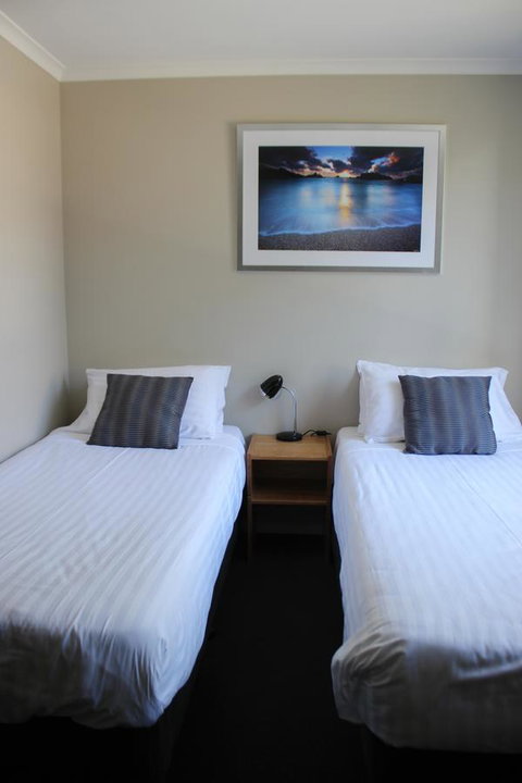 Jenatt Apartments Salamanca - Food Delivery Shop 41