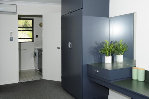 Tamar River Villas - Food Delivery Shop 41