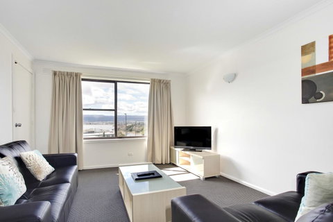 Tamar River Villas - Food Delivery Shop 12