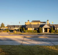 New England Motor Lodge - Food Delivery Shop